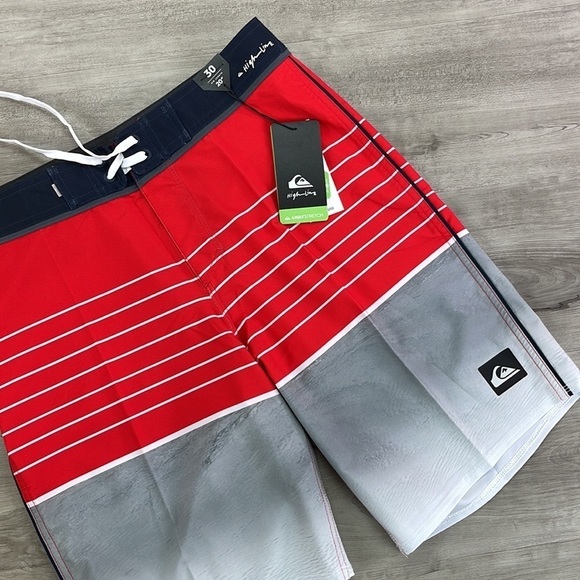 OUIKSILVER HIGHLINE 20 BOARDSHORTS - Picture 4 of 12